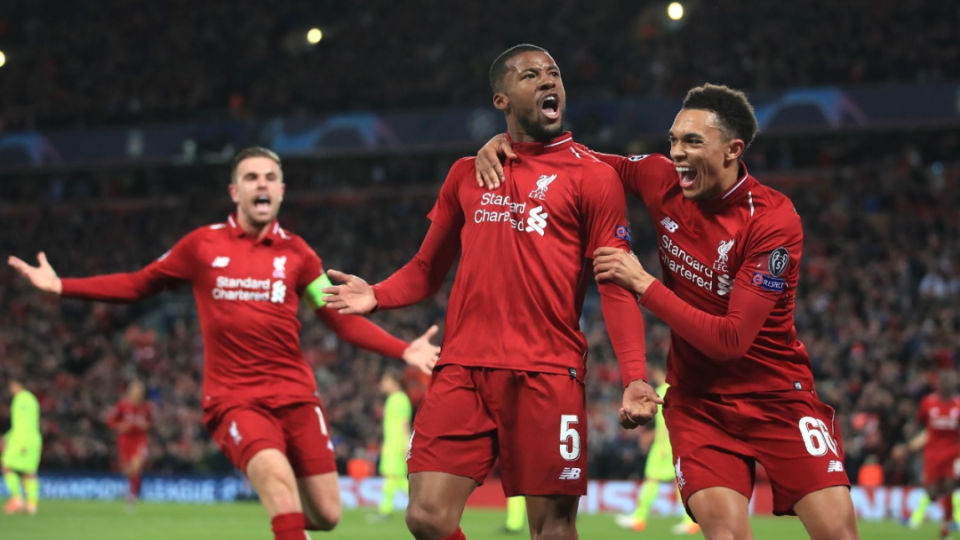 包含利物浦球迷自发举办比赛观影会,情侣共赴的词条 包含利物浦球迷自发举办比赛观影会,情侣共赴的词条